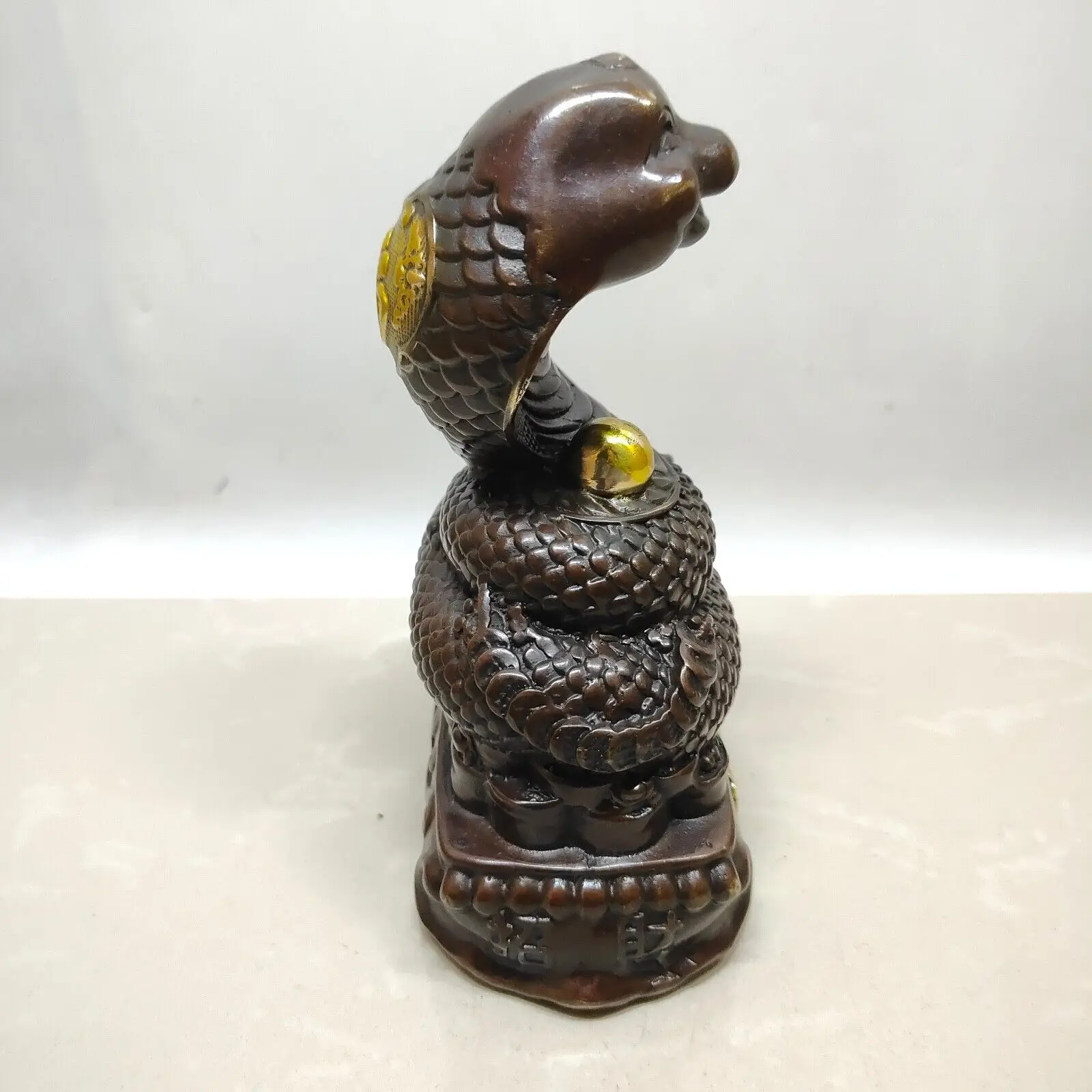 Attract a wealth and precious snake ornament