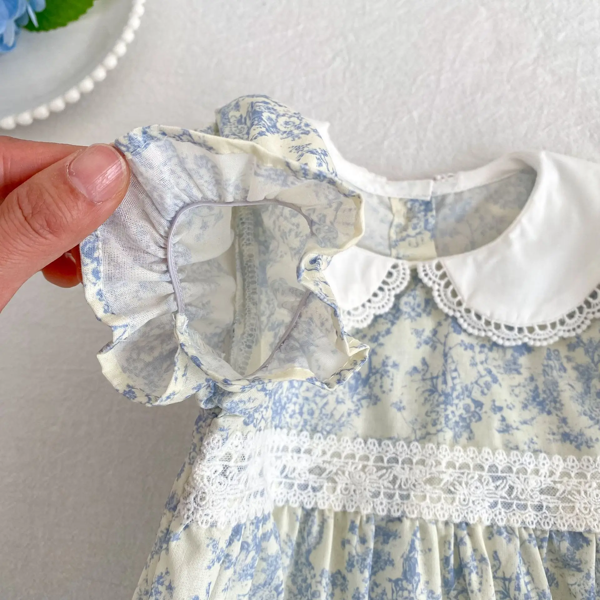 2026 Neuer Sommer-Baby-Krabbelanzug im Koreanischen Stil, Kurzärmeliger Jumpsuit für Mädchen mit Niedlichem Peter-Pan-Kragen – Detail 10
