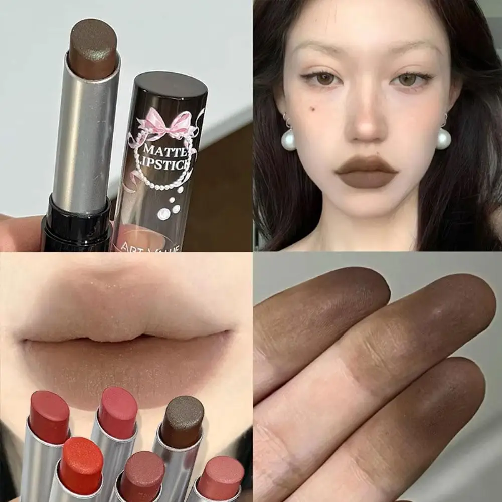 Fluwelen bruine afwerking matte lippenstift, superzachte en ultra zijdeachtige lippenstift, langdurige en hydraterende veganistische lipmake-up voor vrouwen X9M5