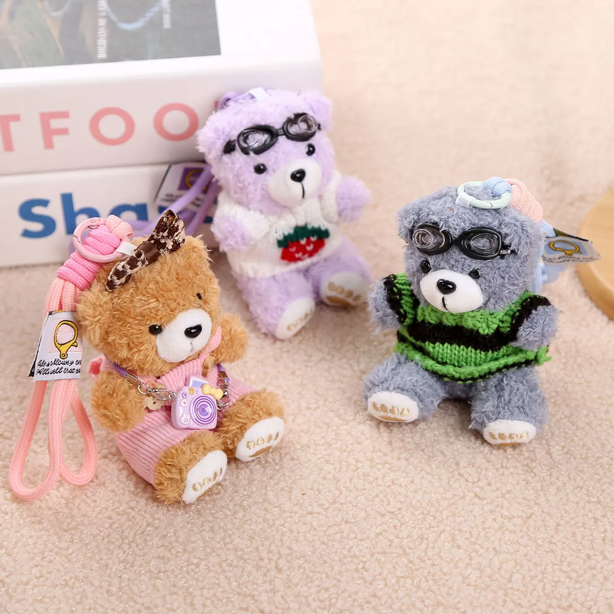 Ins لطيف دمية دب أفخم دمية المفاتيح قلادة الكرتون الحيوان الدب أفخم محشوة دمية على ظهره الديكور هدية عيد ميلاد