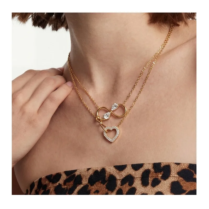

Stainless Steel Love Zircon Splicing Necklace Bracelet Gold-plated Versatile Jewelry Set