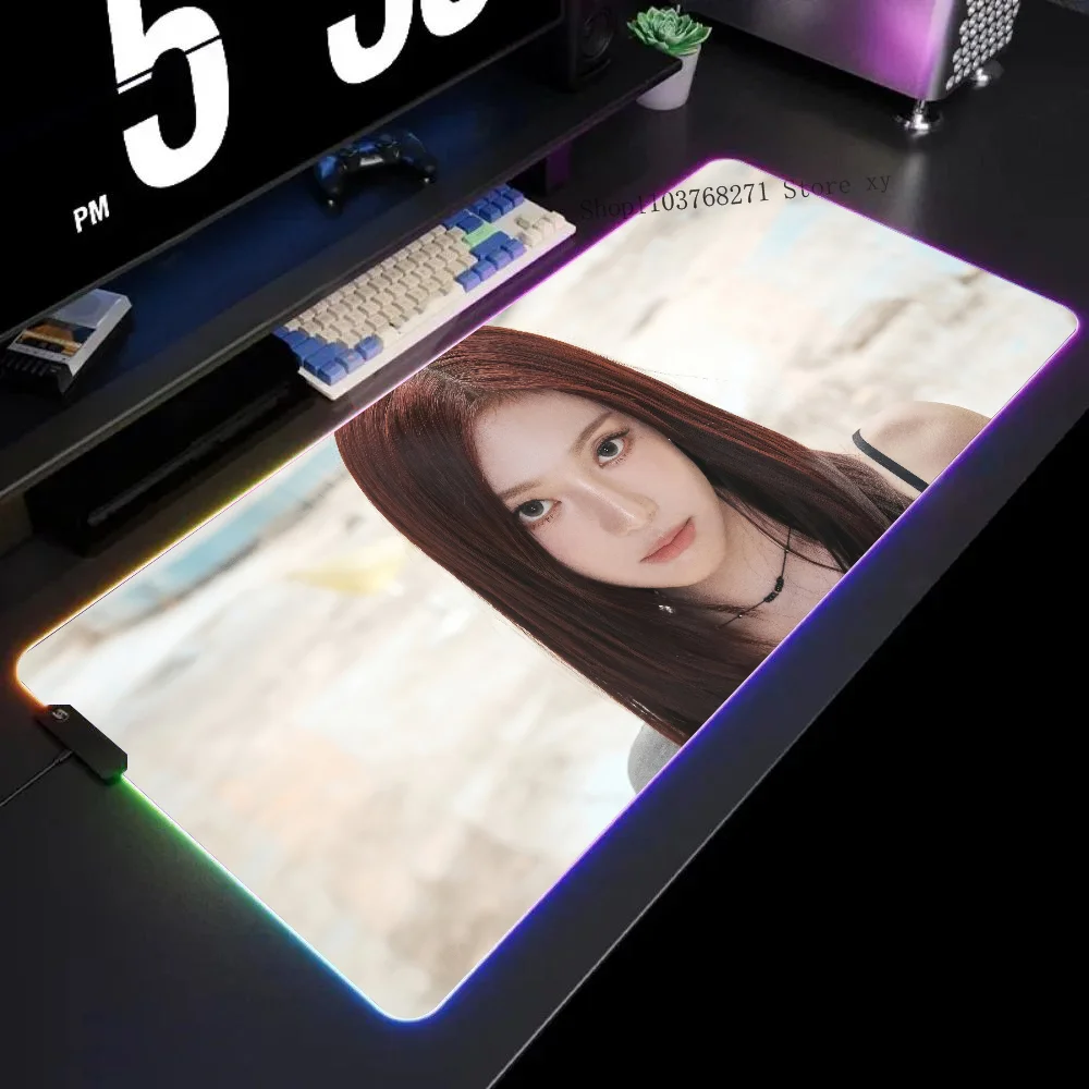 

Ningning Kpop Girl Group Mousepad XXL RGB Gaming Mouse Pads HD Black Gamer Accessories Large LED A-Aespa