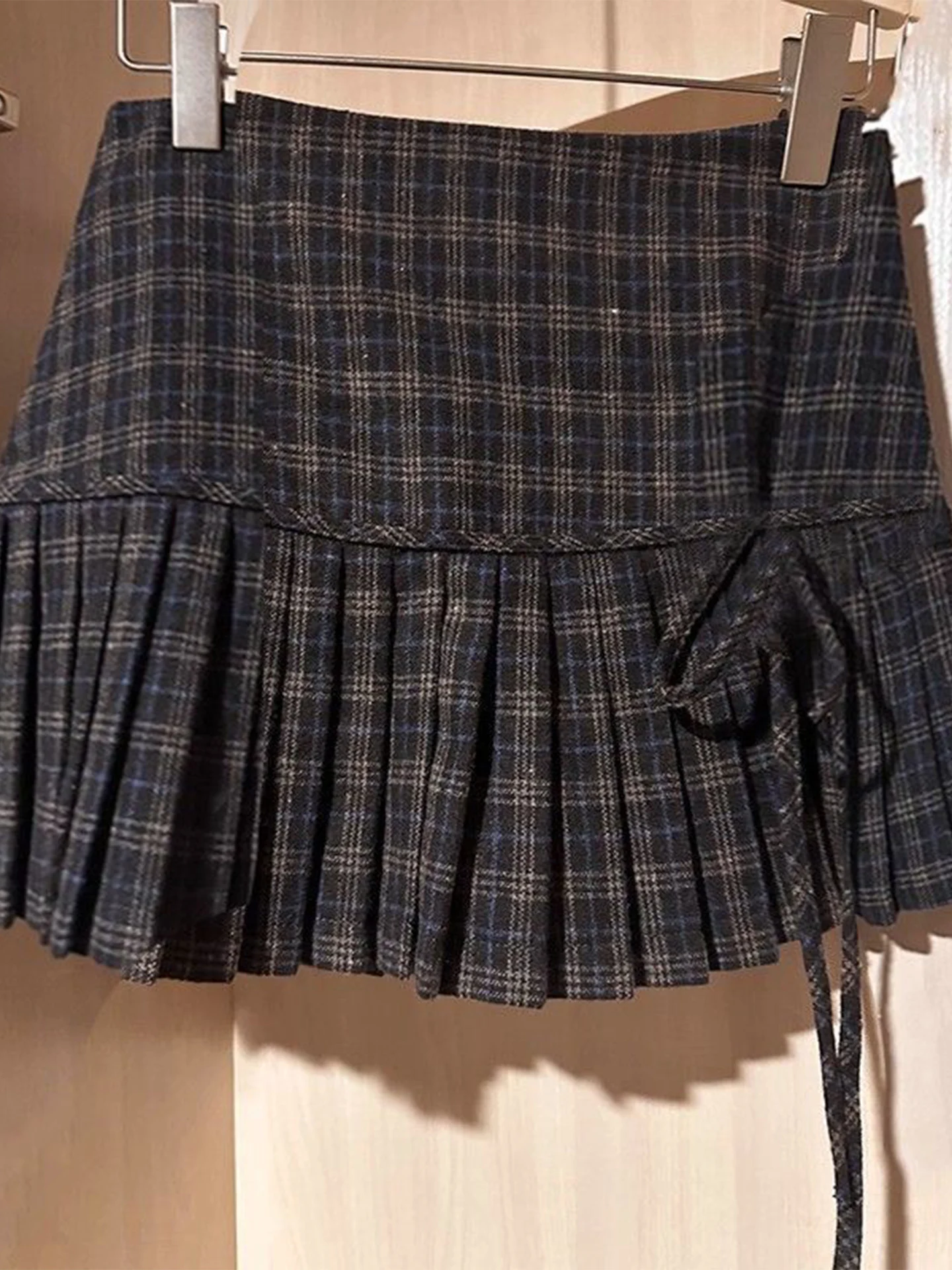 Retro American Plaid Woolen Pleated  Skirt Women's Autumn College Style Sexy Half-length Skirts Casual Non-deformable