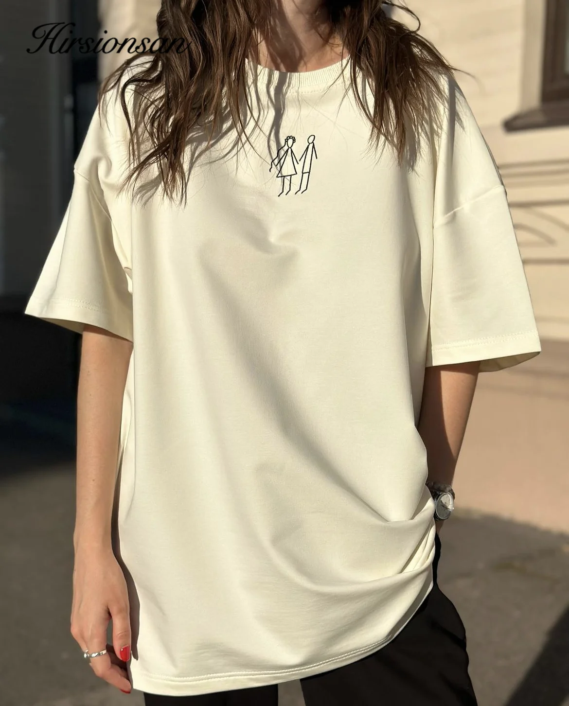 Hirsionsan 2024 Minimalistische Graffiti Bedrukte T-Shirt Vrouwen Zomer Losse Casual Vrouwelijke Kleding O Hals Katoenen Dames Tops Y 2K