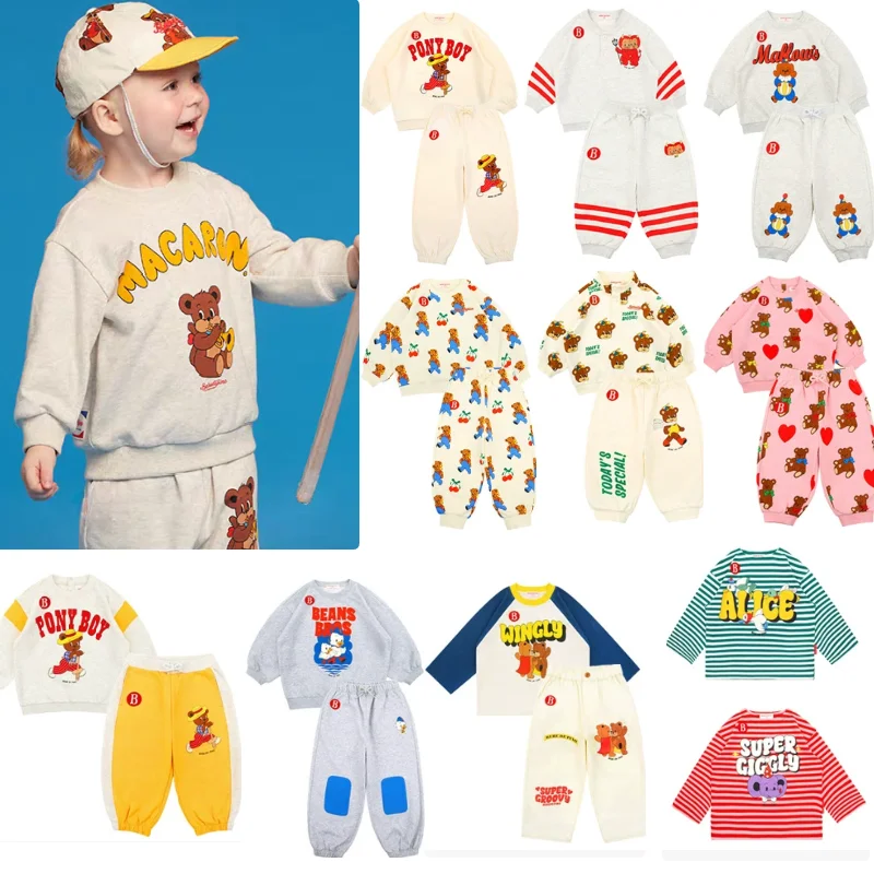 

Детский спортивный комплект 2025: Новая весенняя коллекция, корейская версия, худи для мальчиков с мультяшным принтом, хлопковый розовый топ для девочек, полосатая футболка