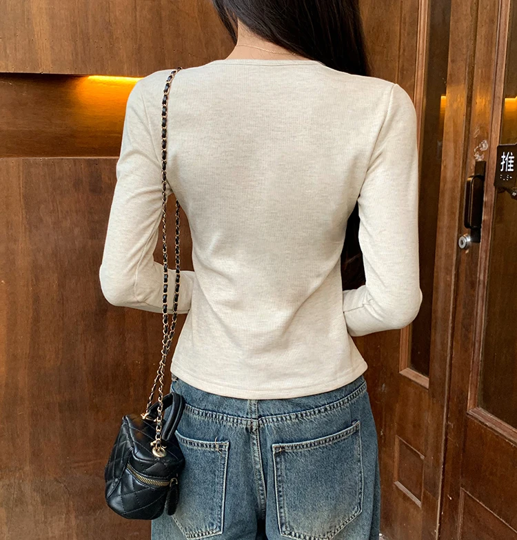 2026 Herbst Winter Damen T-Shirt Spitze Schlankes Basis-T-Shirt Elegantes Vielseitiges Strick-Layering-Oberteil mit Langen Ärmeln für Damen Neu eingetroffenes T-Shirt – Detail 8