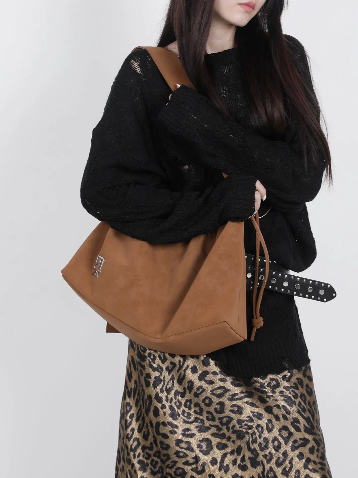 Wood River Card Original Retro Tote Bag Large Capacity Commuter Single Shoulder Crossbody Bag Women's Bag 2026 New Model