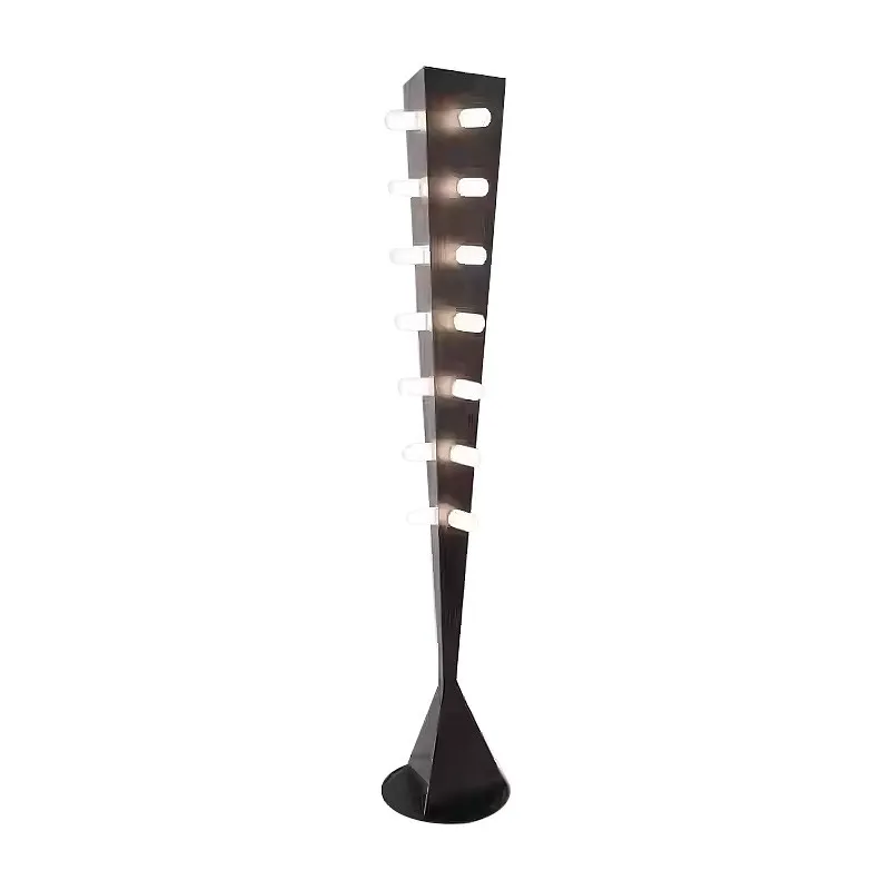 Simple living room sofa edge decorative floor lamp, creative minimalist high-end exhibition hall lobby vertical floor lamp