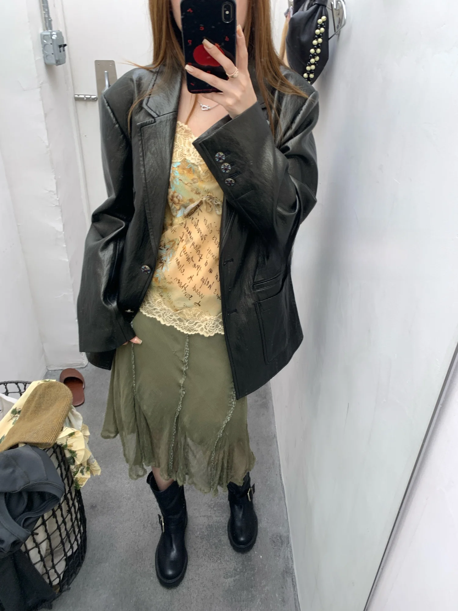 

Realzz Official Protein Metal Wire Soft ell Faionable Wide Lapel Suit Jaet Youth Commute Sle Long Sve PU Leather