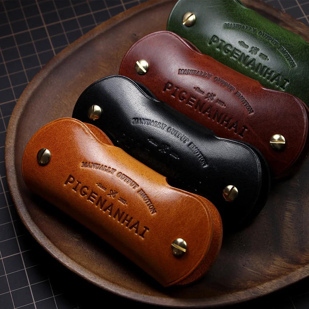 Vintage Handmade Vegetable Tanned Top Layer Leather Key Case Genuine Leather Dual-Head Key Pouch with Snap Button Letter Print