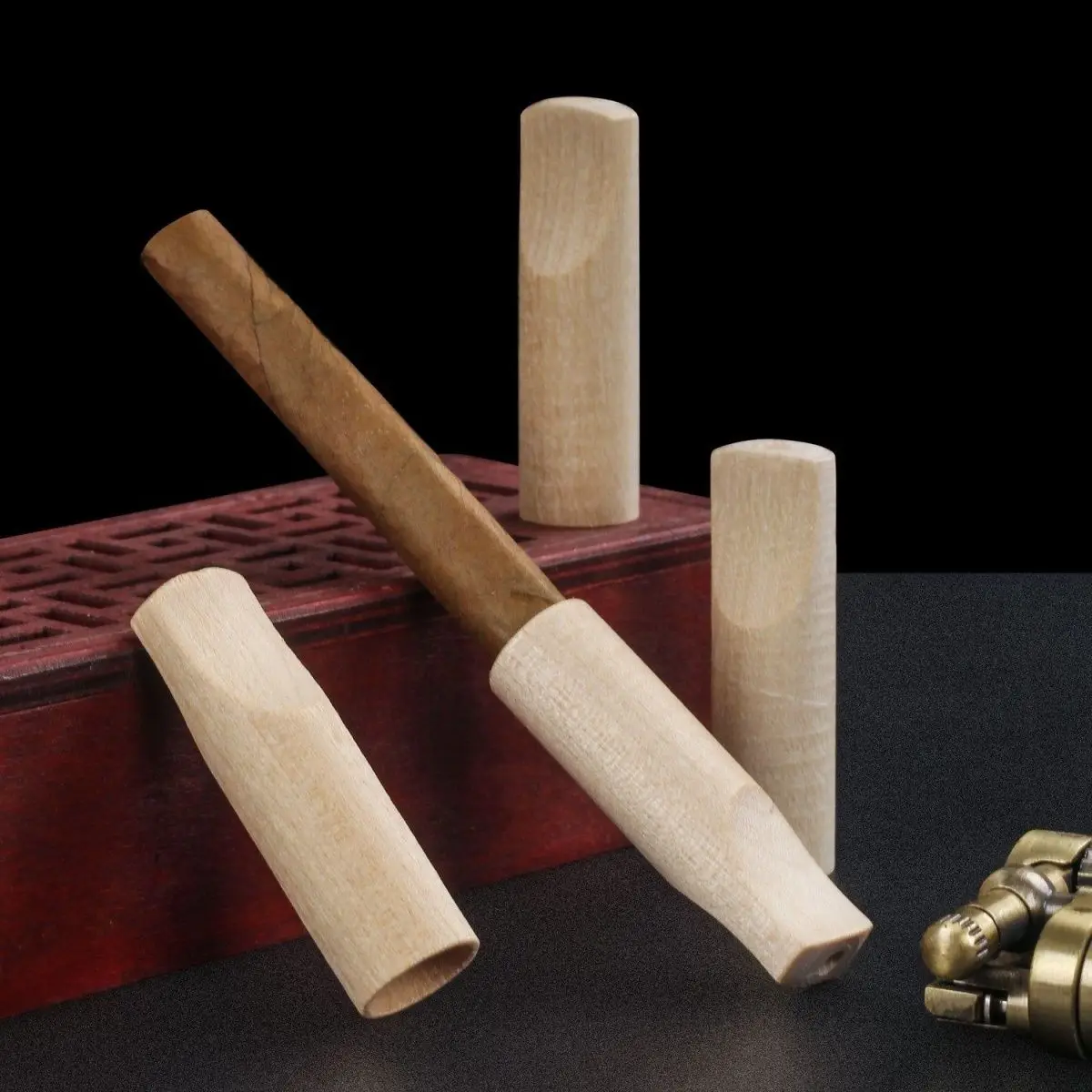 1cm Mini Cigar Specific Mouthpiece Tip Solid Natural Wood Cigar Holder Wooden Filter Tip for Small Cigars Smoking Accessory