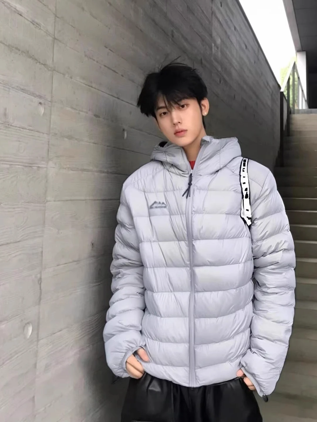 

Lightweight ey down Jaet Men's Winter Warm Hooded Cotton Coat Outdoor Sports Cold Resistance Cotton Padded Jaet