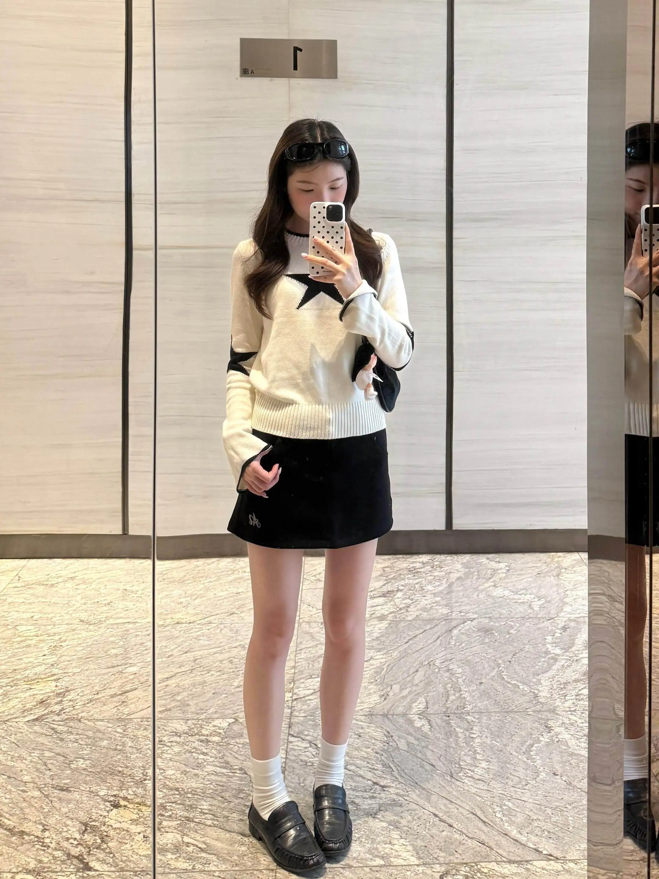 Korean Style round Neck Sweater Women's Autumn Winter Loose Casual Versatile Knitted Top Soft Comfortable Long Sleeve Crew Neck