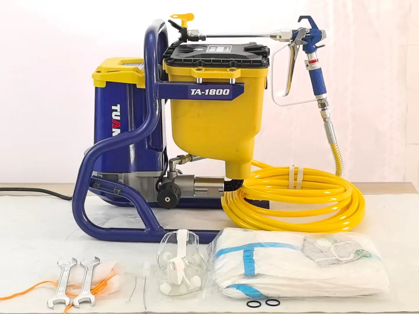 New Product Promotion Electric Airless Paint Latex Paint Multifunctional 220V 1.5cm Nozzle 40m Hose Sprayer
