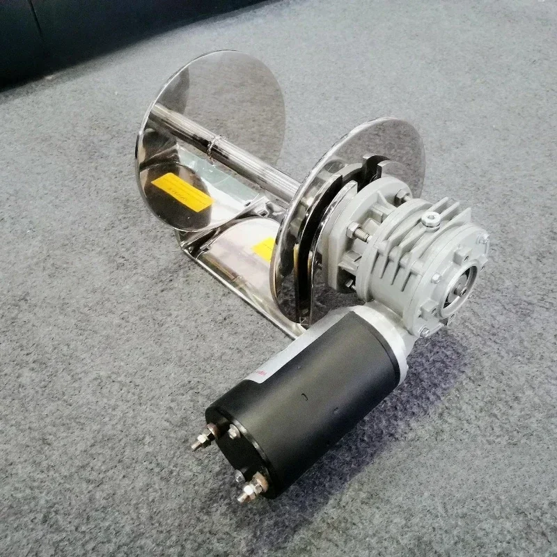 Yacht windlass, electric windlass