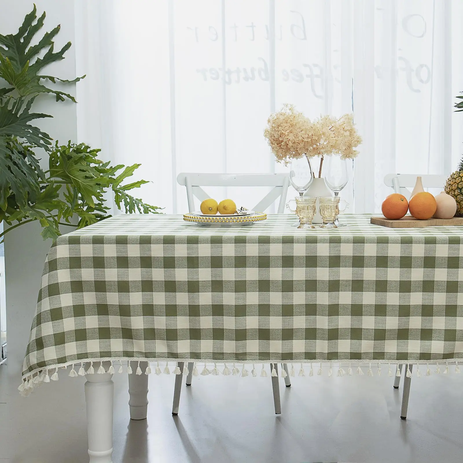 Checkered Tablecloth Rectangle, Heavy Weight Gingham Table Cloth with Tassel, Washable Wrinkle Free Buffalo Plaid Table Cover