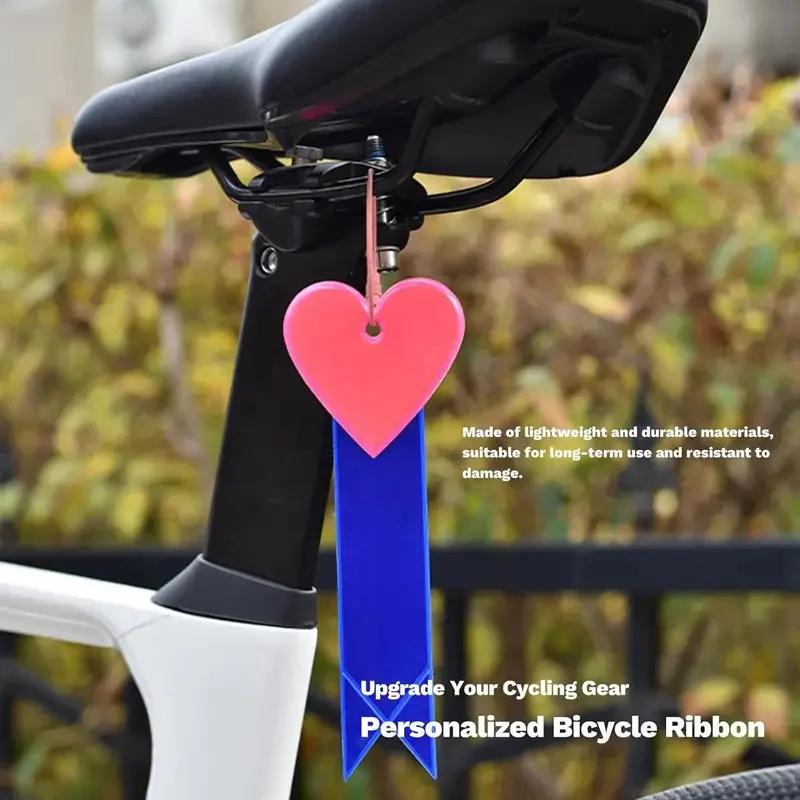 1PC Pvc Reflective Heart Ribbon Pendant Keyring Outdoor Bicycle Warning Safety Pendant Backpack Pendant Outdoor Night Warning