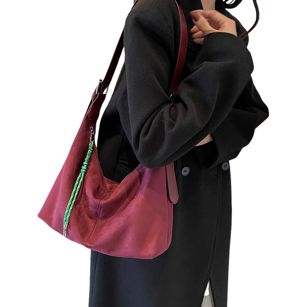 

Women Suede Shoulder Bag Adjustable Strap Crossbody Bag with Zipper Handbag Hobo Bag for Work Travel
