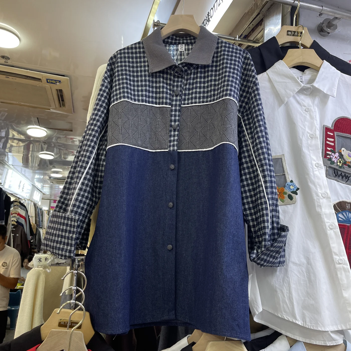 

SuperAen Autumn 2026 New Europe and America Style Contrasting Color Patchwork Plaid Denim Shirts Long-sleeved Loose Shirt