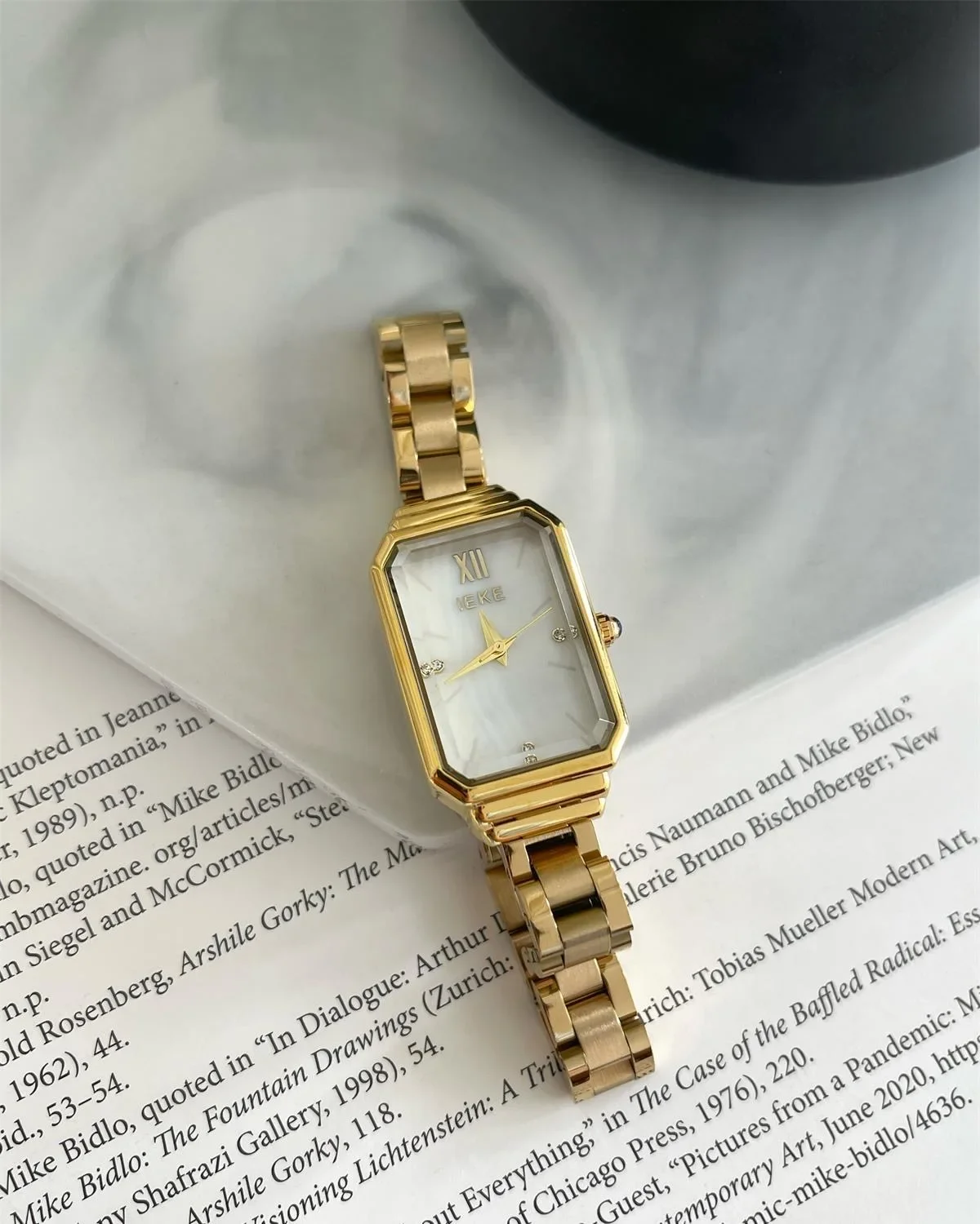 High Quality Women Quartz Watch Square Shaped Dial Reloj Ladies Luxury Wristwatch Classic Diamond Gold Green Sliver White Clock