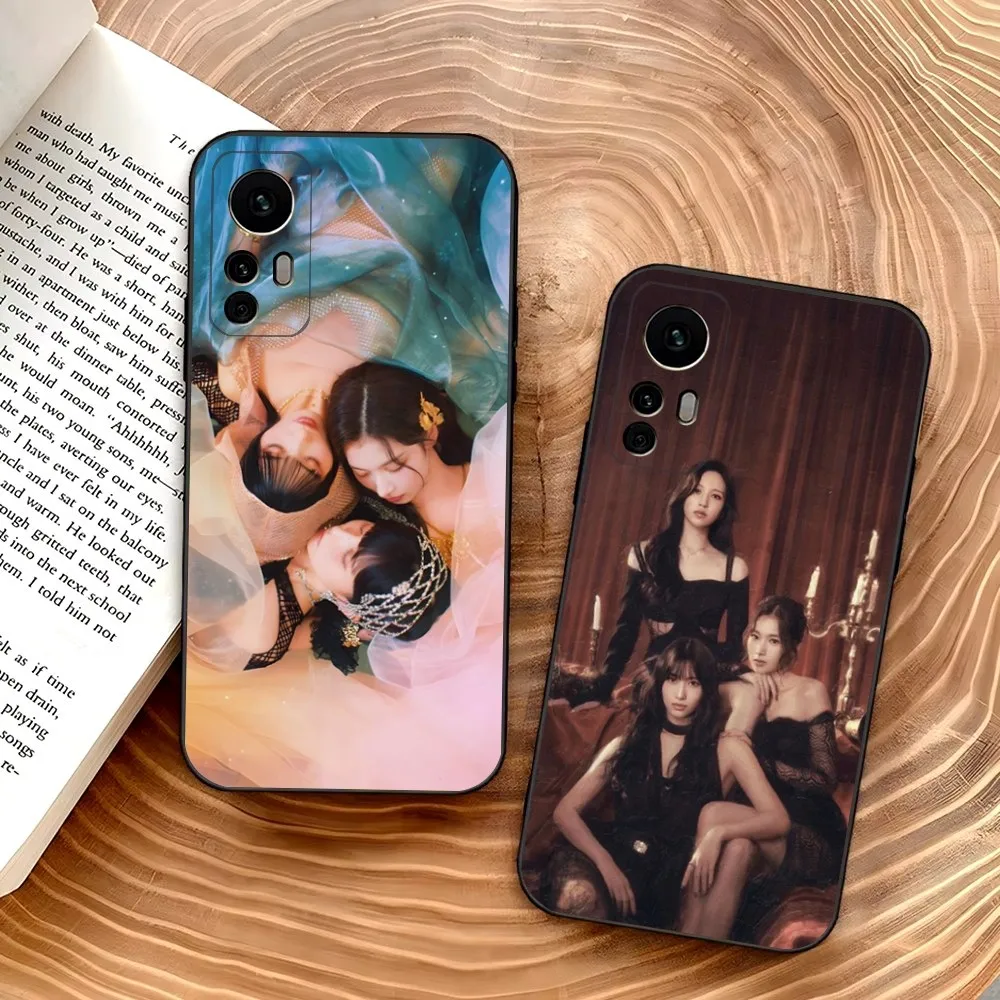 T-TwiceS Misamo New Look Phone Case For Samsung A73,A91,A53,A52,A32,A73,A13,A21,A34,A71,A31,A22,A20,A40 Back Cover