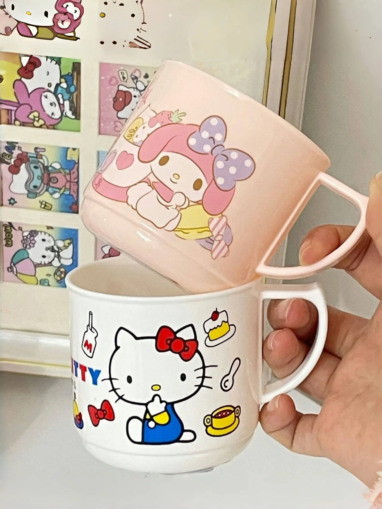 1 pz Sanrio Hello Cute Kitty & Melody Cartoon Tazza da 240 ml con fessura per cannuccia Tazza per lavare e risciacquo per il bagno, i viaggi