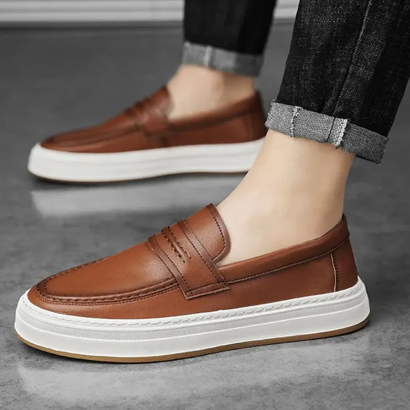 Men Leather Shoes Solid Colour Comfortable Sneakers Spring Autumn British Style Vintage Non-slip Lightweight Slip on Loafers