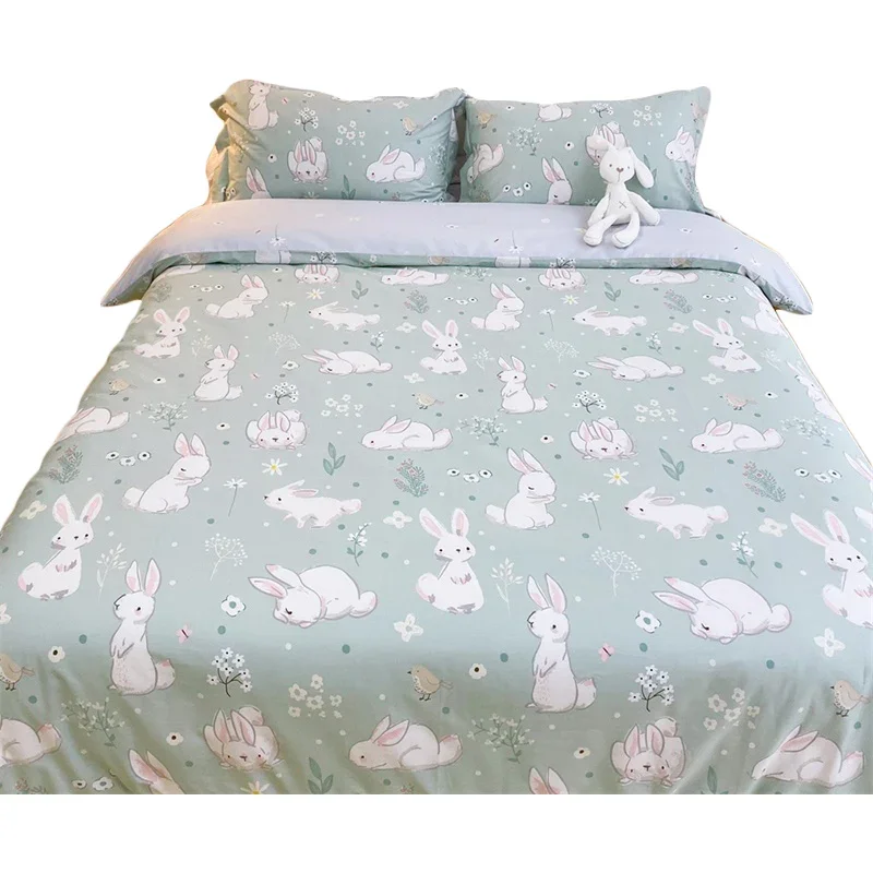 

"Toyama strawberry" ins small fresh naive rabbit four-piece cotton cartoon quilt cover sheets