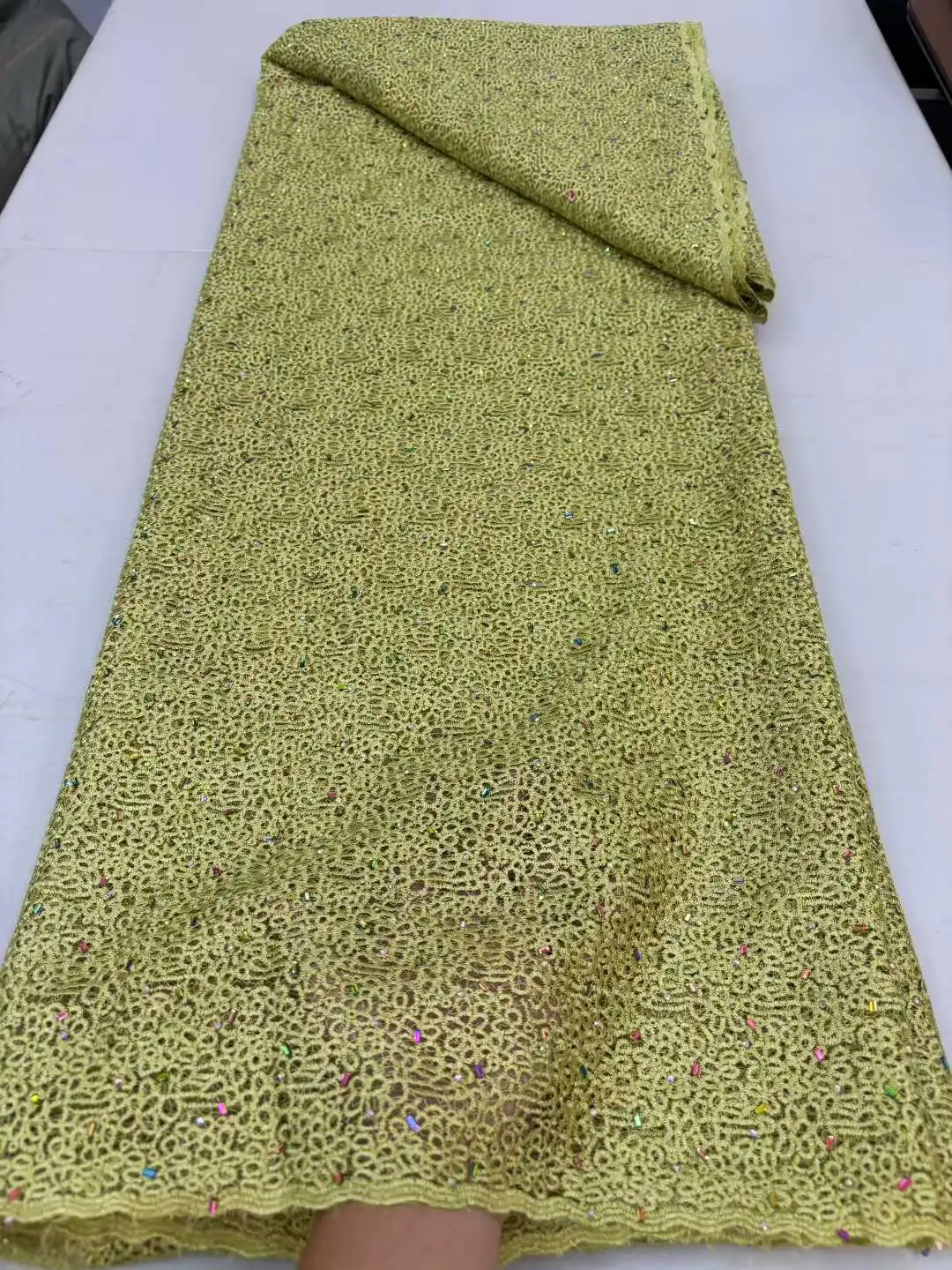 

Новая горячая распродажа 2025, новая гипюровая кружевная ткань с камнями, африканская нигерийская французская ткань для элитного свадебного платья для шитья невесты