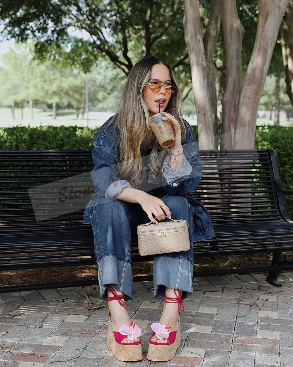 النساء السماء عالية الفلين منصة ثلاثية الأبعاد زهرة الصنادل نمط خشبي إسفين كعب الوردي الأزهار زهر فستان مضخات الدانتيل متابعة حذاء أحمر