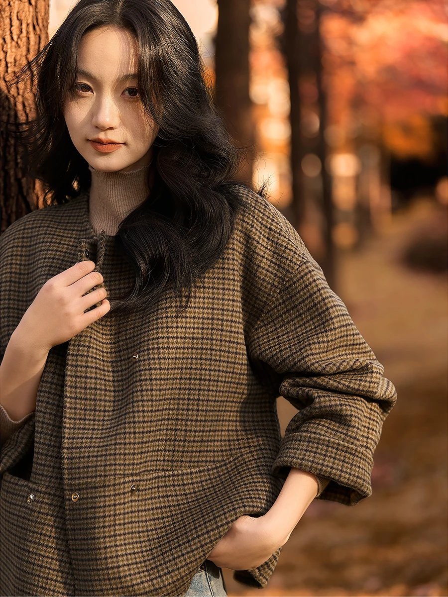 

Теплое шерстяное пальто для женщин в стиле ретро с художественным дизайном пуговиц, из чистой шерсти, для повседневной носки, модное осеннее верхнее пальто