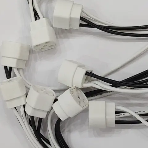 10pcs/lot G10Q Lamp Holder with 25cm Cabl T5 T8 Ring Lamp Plug 4pins G10q Ceramic Insulating Tube Ultraviolet Light  Lamp Socket