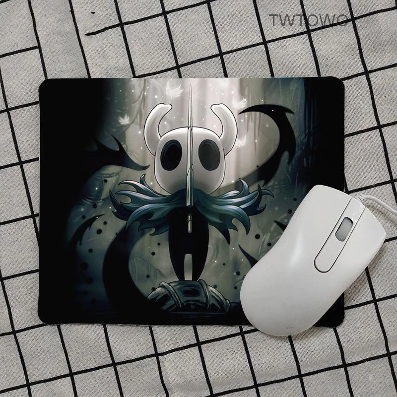 

MousePad Gaming Small size Desk Mat Cartoon Anime Natural Rubber kawaii Art Hollow Knight Office Decoration Carpet keyboard pad