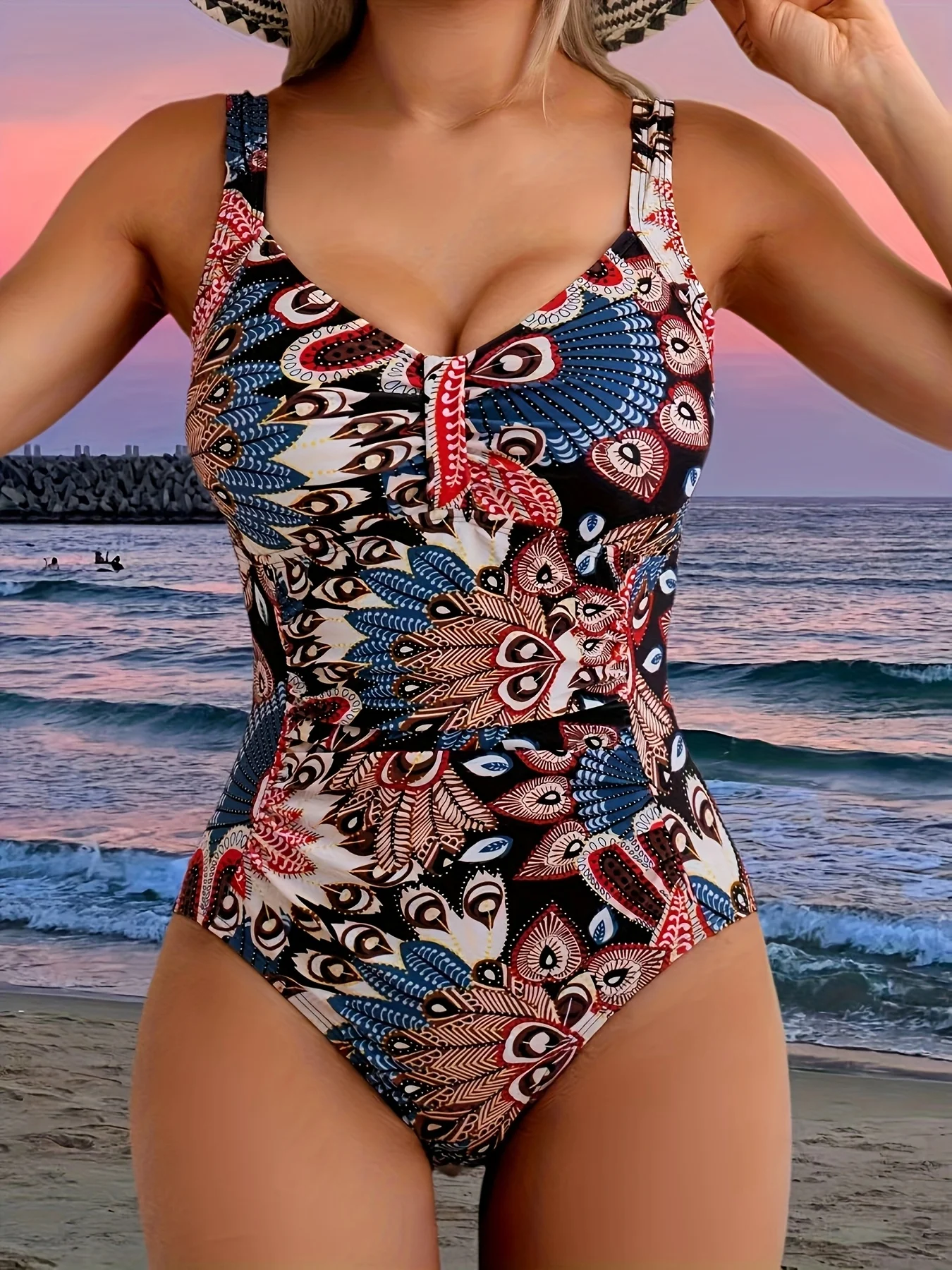

Women'S Stylish One-Piece Swimsuit, Random Print, Pleated Design, Slimming, Holiday Style Clothing