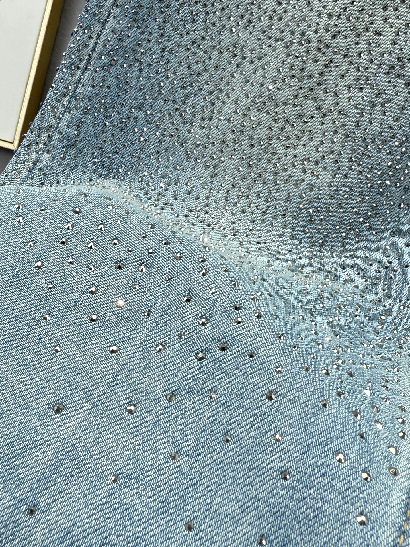 Fleece-Lined Jeans for Women, Wide-Leg Pants, Winter New High-Waisted Loose Slimming Heavy-Duty Rhinestone Floor-Length Trousers