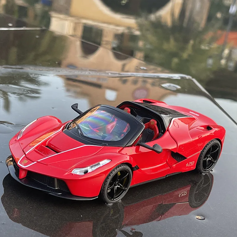 1:24 Ferraris Laferrari Alloy Open Sports Car Model Diecasts & Toy Vehicles Metal Toy Car Model Simulation Sound Light Gift