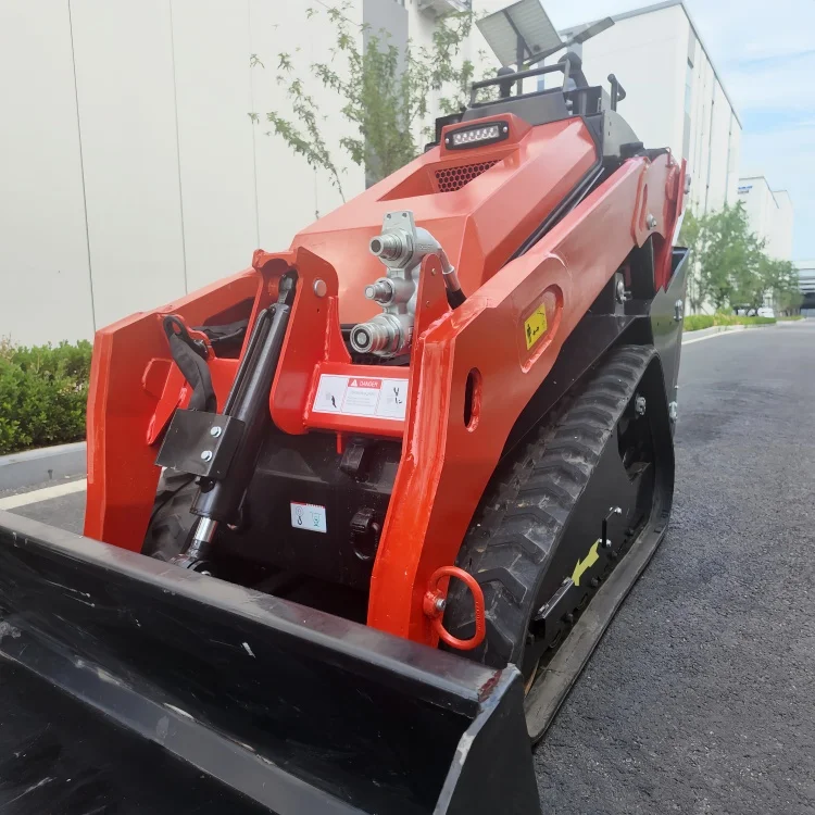 SDLOT Wide Application Mini Skid Steer Loader Yanmar Diesel Engine CE EURO5 Hydraulic Wood Chipper for Branch Shredding Work