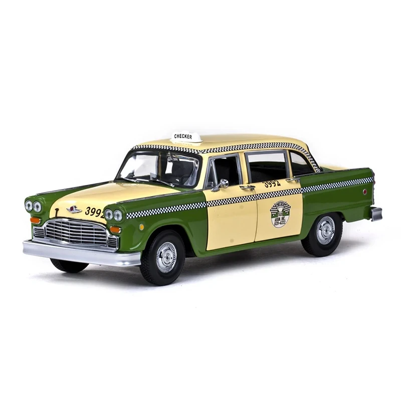 1:18 Scale 1981 A11 New York Taxi Retro Car Model Metal Diecast Alloy Toy Vehicle Decoration Gifts Collection Display Fans