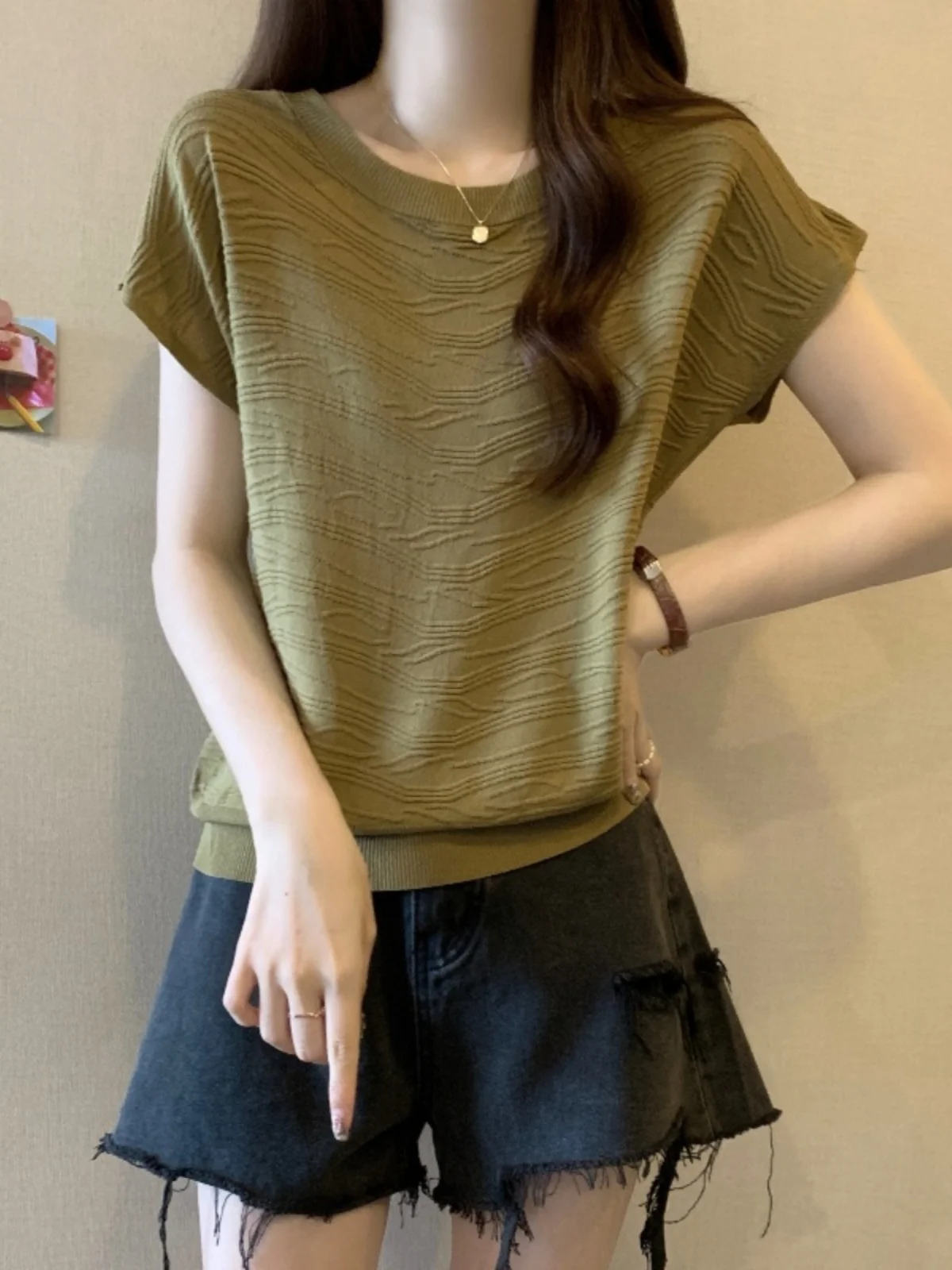 

Ice Silk Knitted Short Sleeve T-Shirt Women's Summer plus Size Slimming Short Length Texture Top European Style Small Shirt