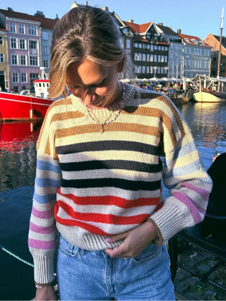 Round Neck Colorful Striped Women\'s Knitted Sweater Casual Long Sleeve Warm Pullover Autumn Winter Versatile Commute Streetwear