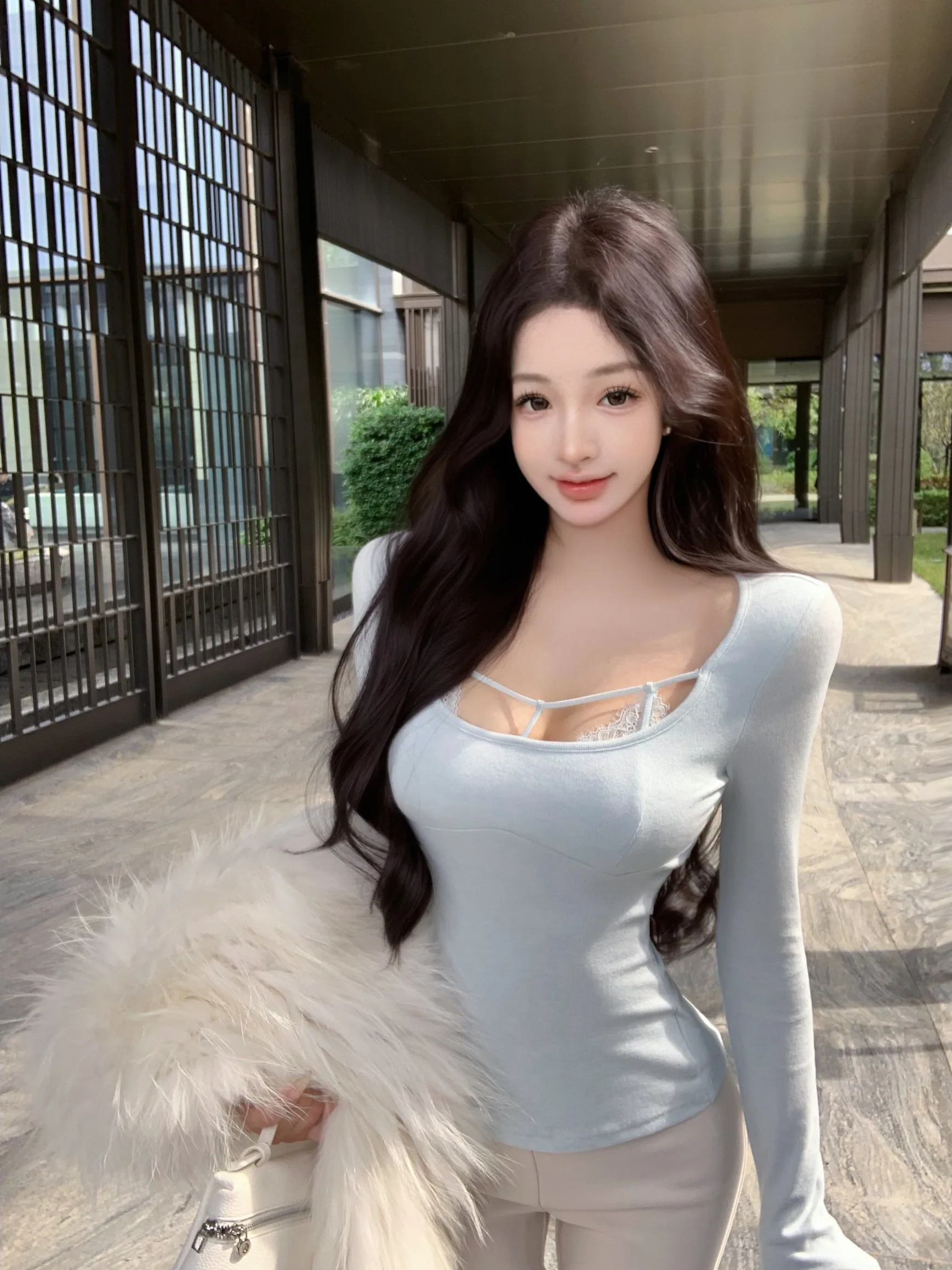 

Уникальная кружевная футболка с длинным рукавом и флисовой подкладкой для женщин, осенне-зимняя, для ношения под одеждой, облегающая, элегантная, красивая, укороченная.