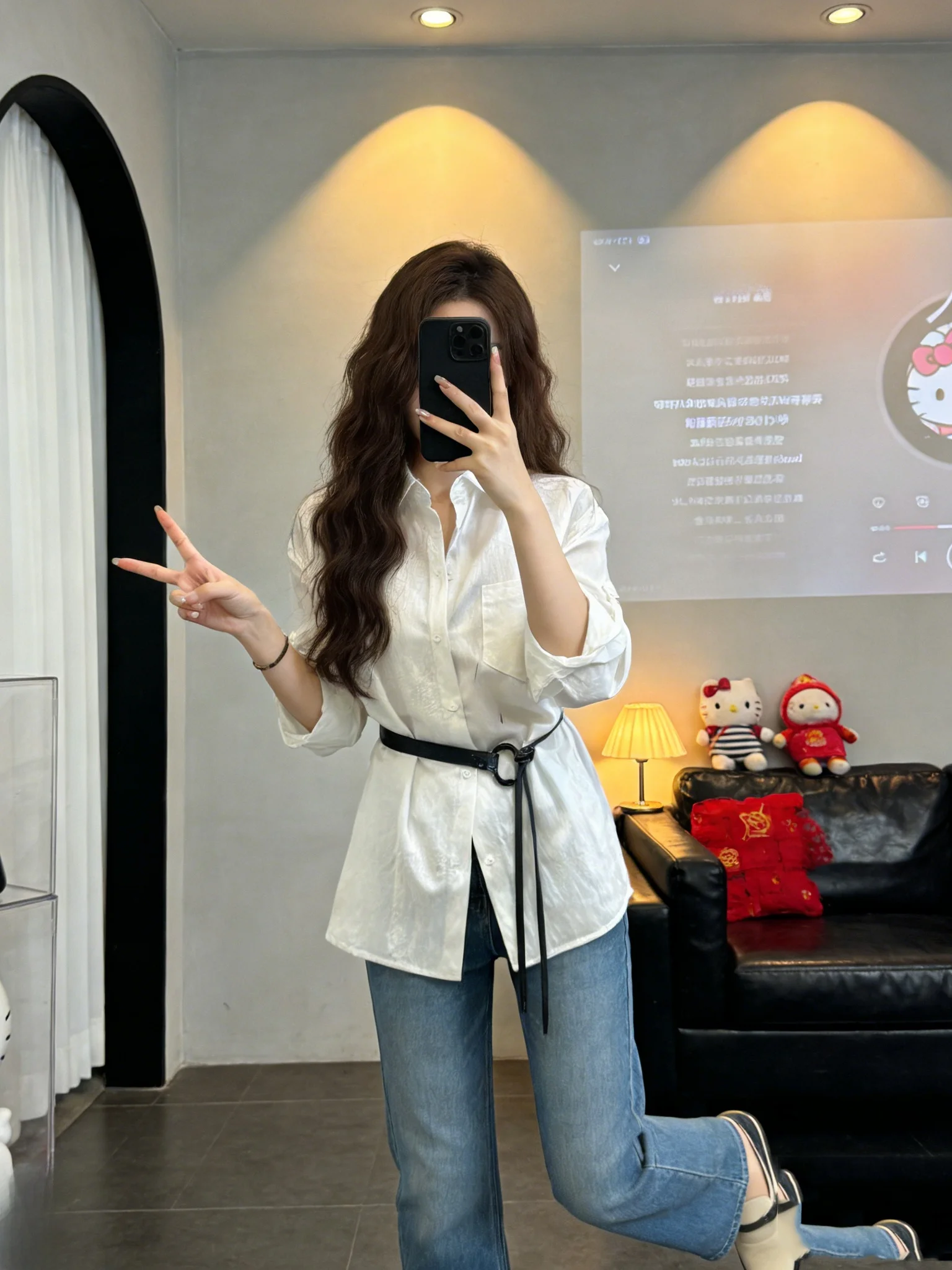 

Elegant Belted White Long Sleeve Shirt Women's Loose Casual Style Commute Spring Design Fashionable Office Shirt