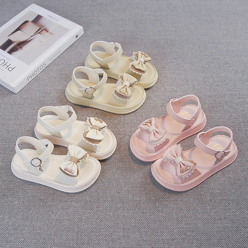 

Girls Beach Shoes Soft Bottom Open Toes Kids Casual Shoes Versatile Sweet Bow 2026 Summer New Children Princess Sandals Non-slip