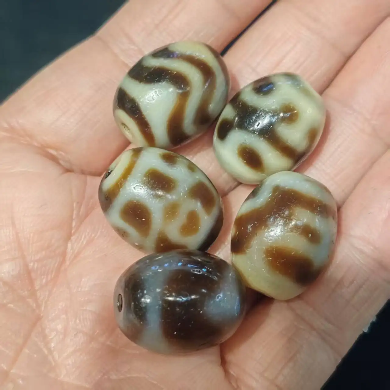 

1pcs 20*16mm Yellow Agate Dzi Bead Daluo Pattern Taiwanese Craft Weathered Patina, Tibetan Loose Beads for Bracelet Accessories
