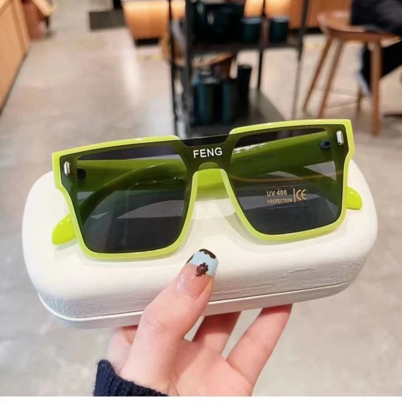 نظارات شمسية كلاسيكية بإطار كبير الحجم للحماية من الأشعة فوق البنفسجية 400 للتخييم والصيد وظلال مسرح الأداء للأطفال للنساء والرجال