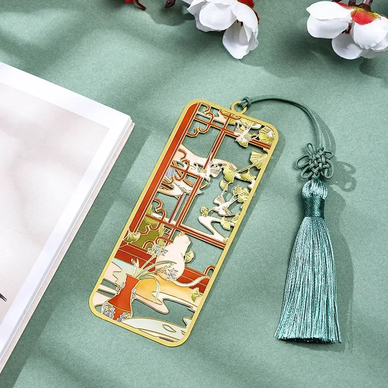 Hollow Carved 1Pcs Chinese Style White Crane Plum Blossom Metal Bookmarks Students Reading Tools Business Gifts Travel Souvenirs