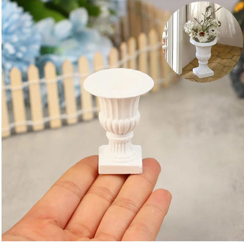 1:6/1:12 Dollhouse Miniature White Pillar Flower Pot Mini Potted Green Plants Bonsai Plant Pot Model Home Balcony Garden Decor