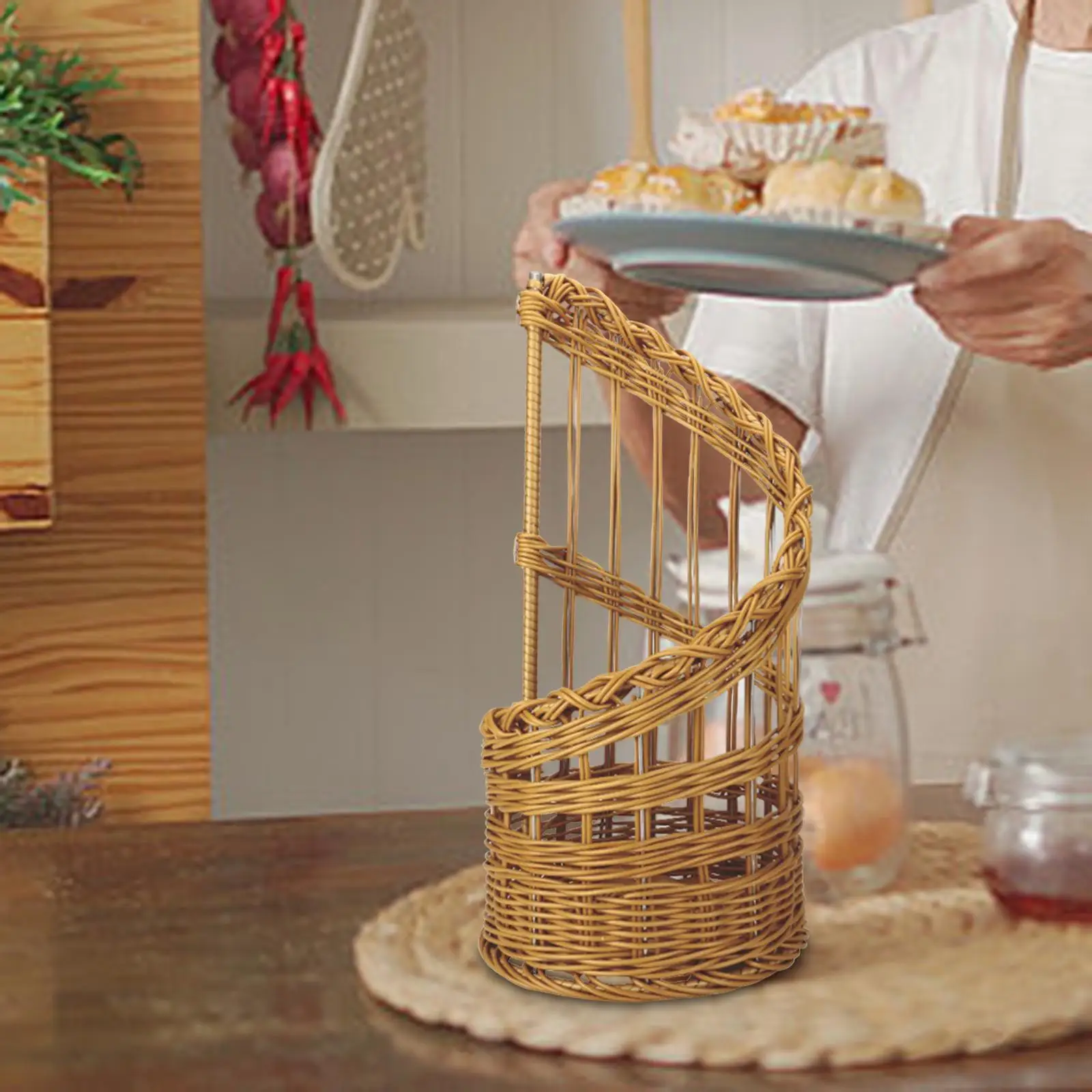 Decorative Woven Basket for Bread Fruit Snack Storage Hand Woven Rattan Style PP Plastic Tray for Home Kitchen Restaurant Pantry