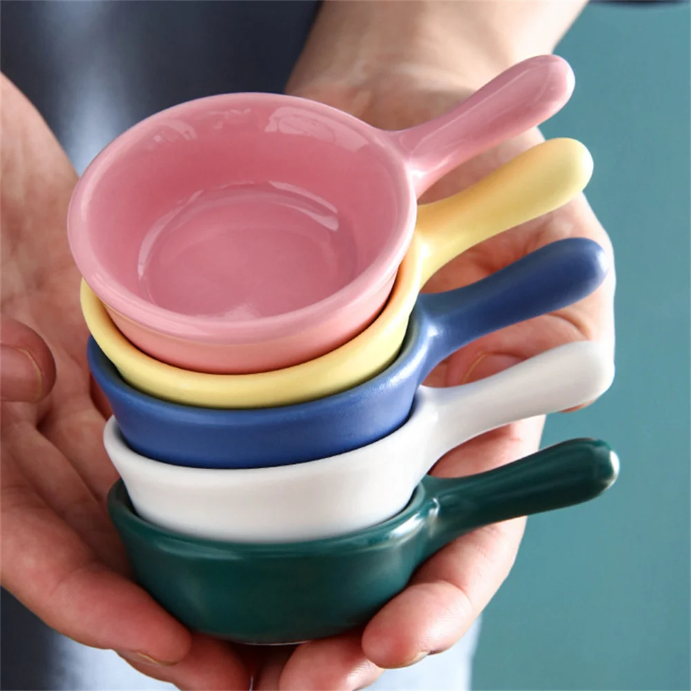 1Pcs Mini Ceramic Sauce Plate with Handle Super Cute Tray Seasoning Dish Condiment Plate Sushi Soy Snack Dipping Home Bowl