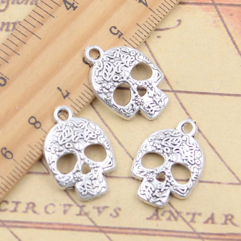 10 szt. Charms czaszka główka 24x16mm tybetańskie srebrne wisiorki antyczna biżuteria robienia rękodzieła ręcznie robionych rękodzieła